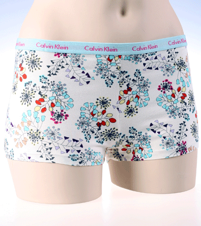 CK dames shorty bloemen print Dames shorts Bellatio