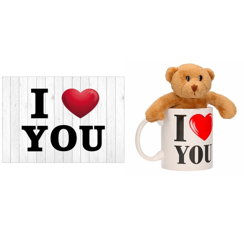 I Love You Valentijnskaart met knuffelbeer in I love you mok