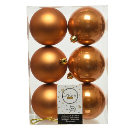 18x Plastic christmas baubles cognac brown (amber) 8 cm mix