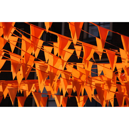 Ek oranje straat/ huis versiering pakket met oa 1x  Holland spandoek 70 x300 en 200 m vlaggenlijnen